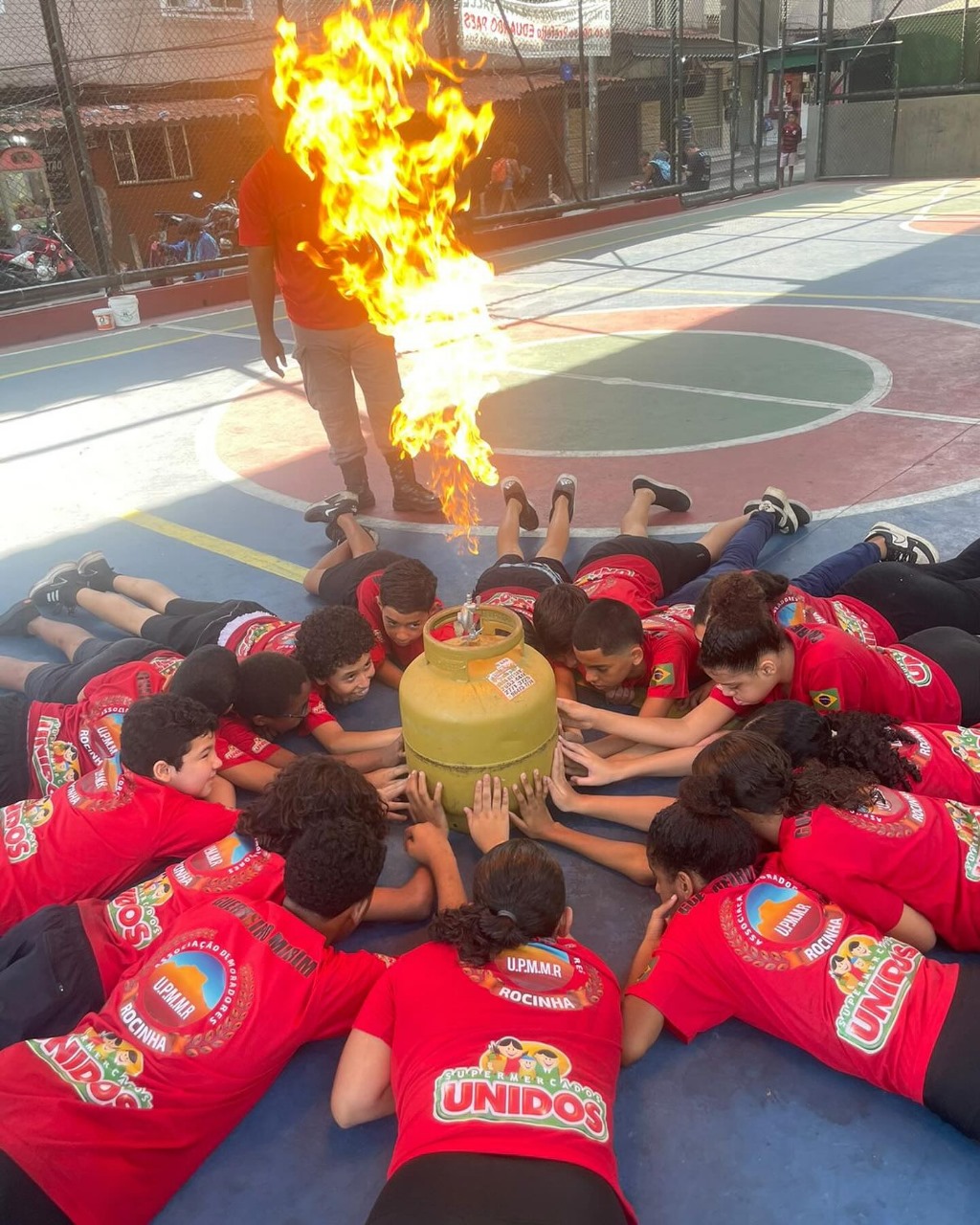 Treinamento de Bombeiro Mirim